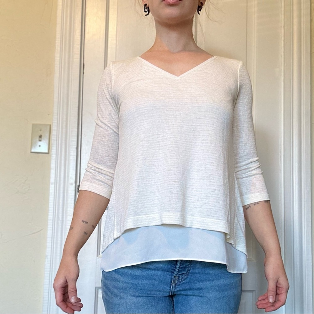 WHBM Cream V-Neck Women's Top XS